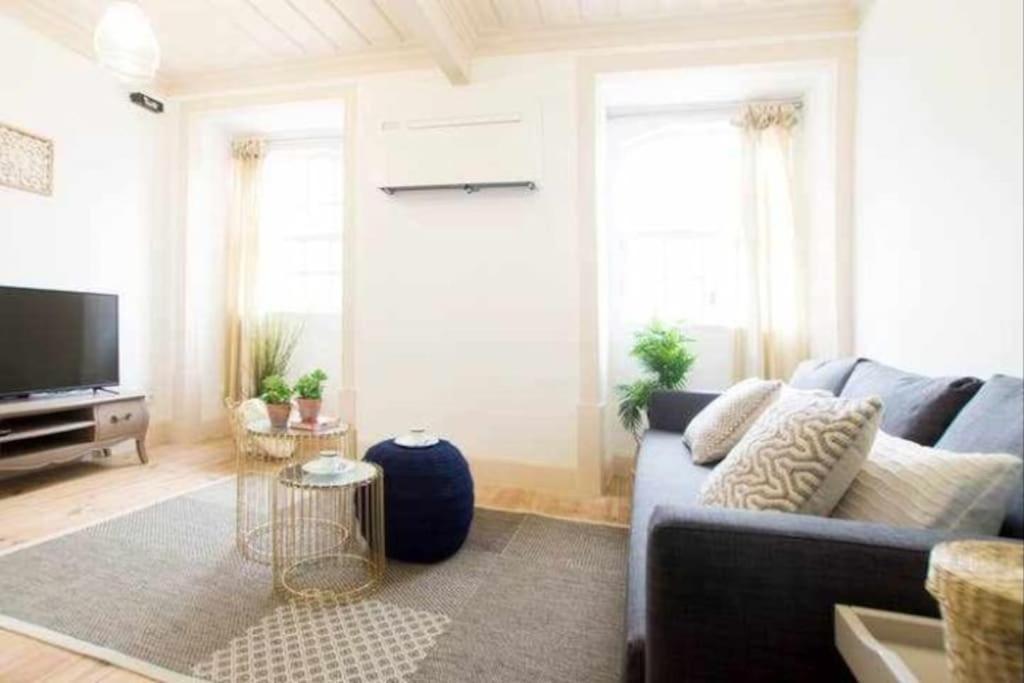 Moeda '60 - Downtown Apartment *